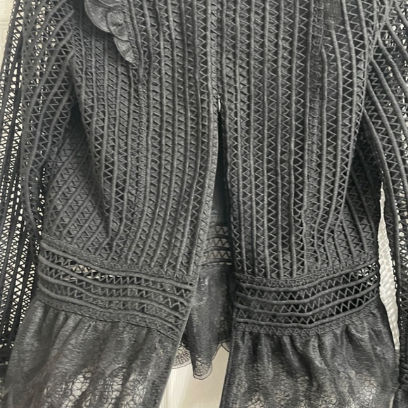 Savida open weave and lace ruffle top ,size M - Picture 3 of 10